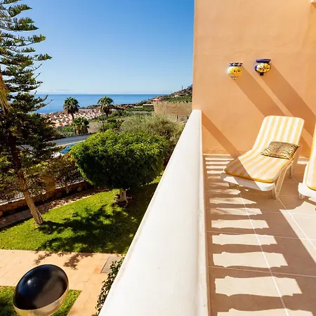 California - Ocean View * Puerto de Santiago (Tenerife)